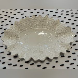 White handmade lace floral bas relief antique tray bowl ruffle, glazed, vintage
